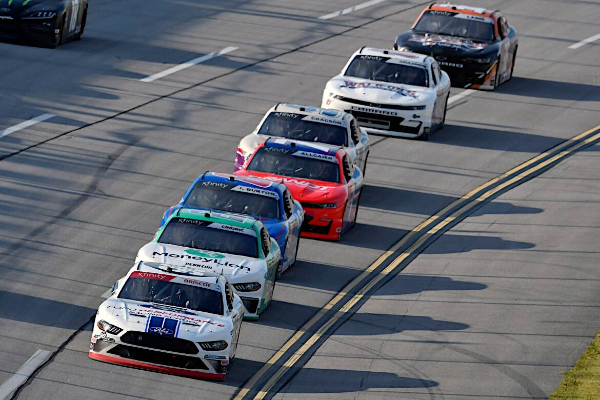 Briscoe (front) won Stage 2 and led 15 laps, but couldn’t avoid a spinning car on lap 77. Briscoe (front) won Stage 2 and led 15 laps, but couldn’t avoid a spinning car on lap 77.